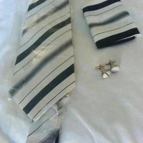 🔥2/30$ 🔥New  3 piece necktie set - Picture 1 of 2